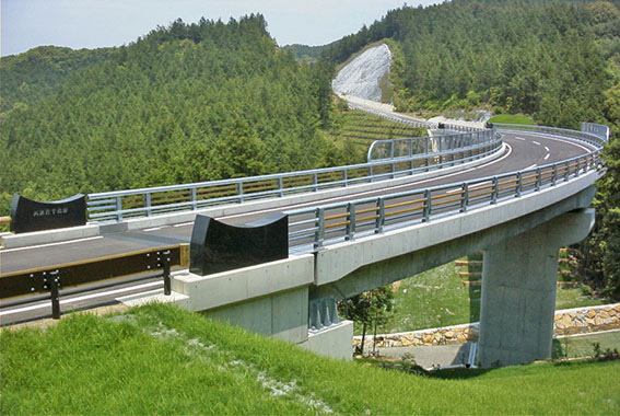 道路・橋梁の社会資本整備